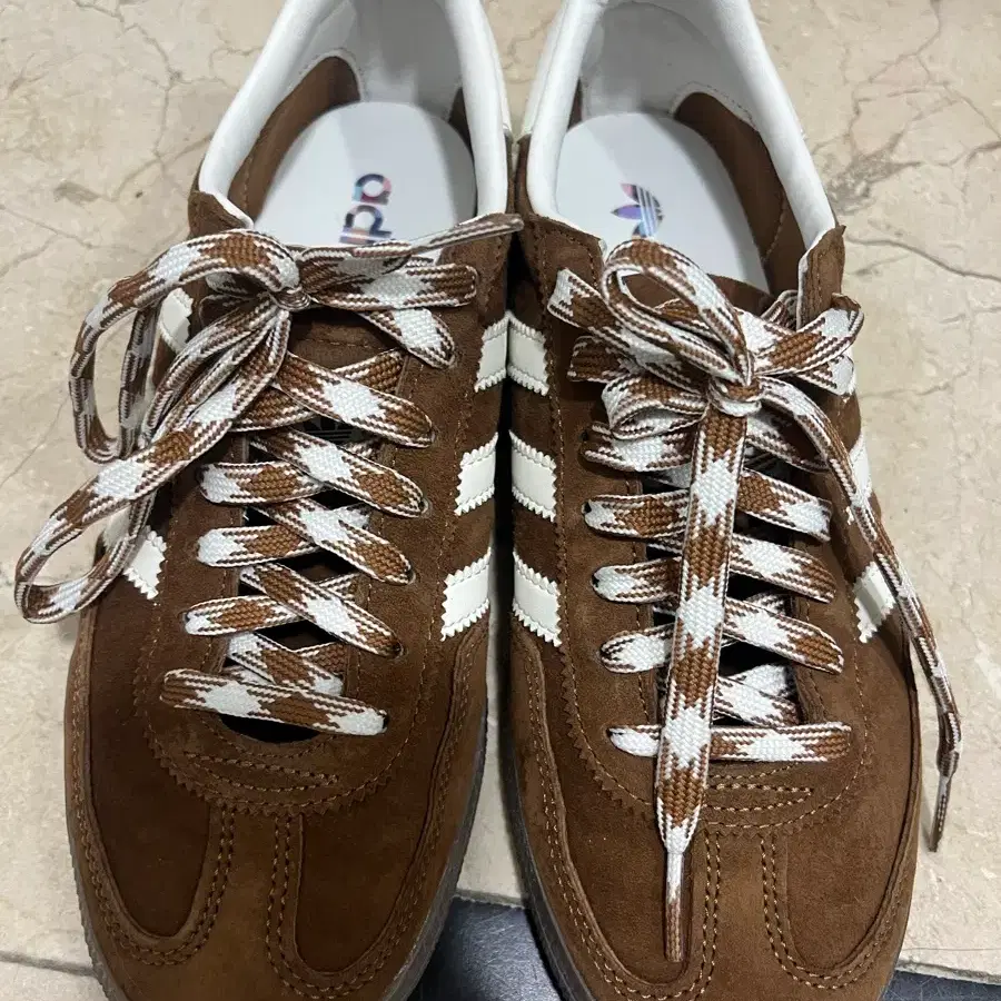 아디다스 핸드볼 스페지알 KI5938 240
