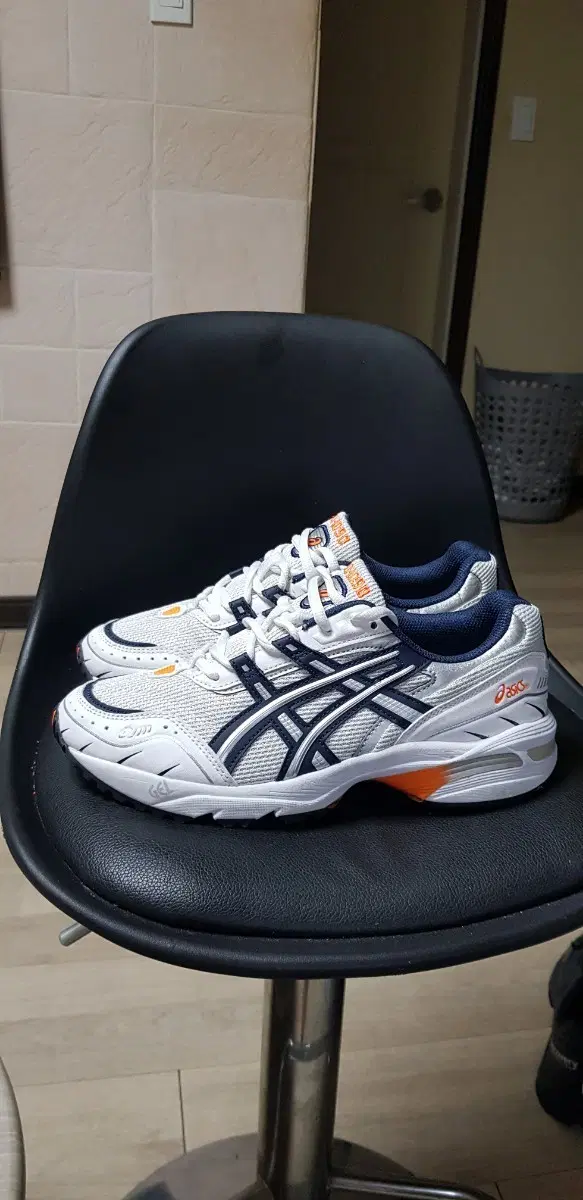 Asics Gel-Kayano Sneakers White Navy Orange (250)