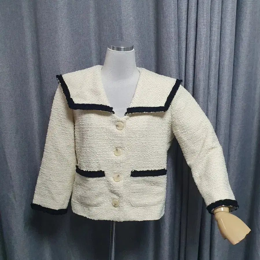 빅카라 크림 세라자켓