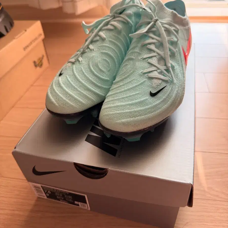 [NIKE] 나이키 팬텀 GX2 엘리트 FG 축구화 판매 합니다.