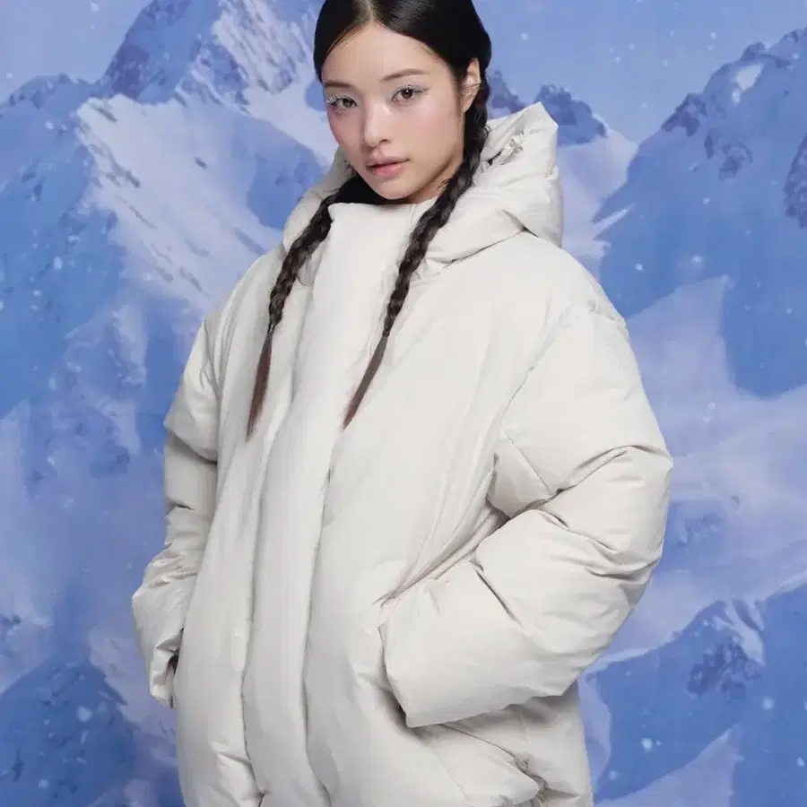 (새상품) 엔와이엑스엑스 NYXX HOOD DOWN PUFFER 후드 다운 푸퍼 패딩 (라이트 그레이)