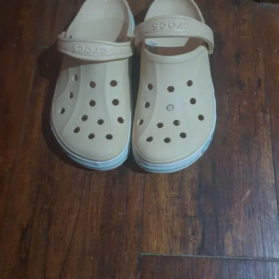 크록스 슬리퍼270