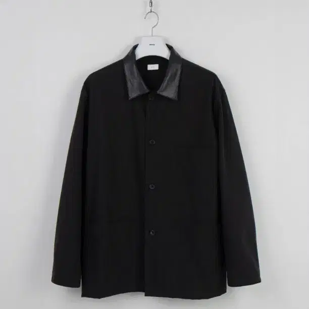 와기 레더 카라 Coverall Jacket (Black)