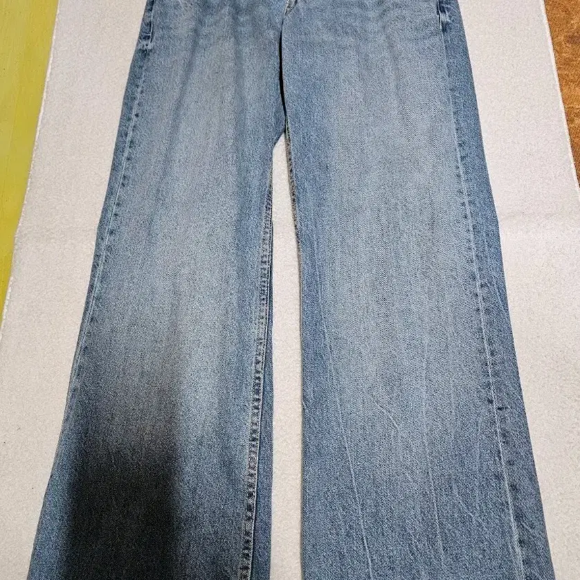 청바지 연청 와이드 스트레이트 핏