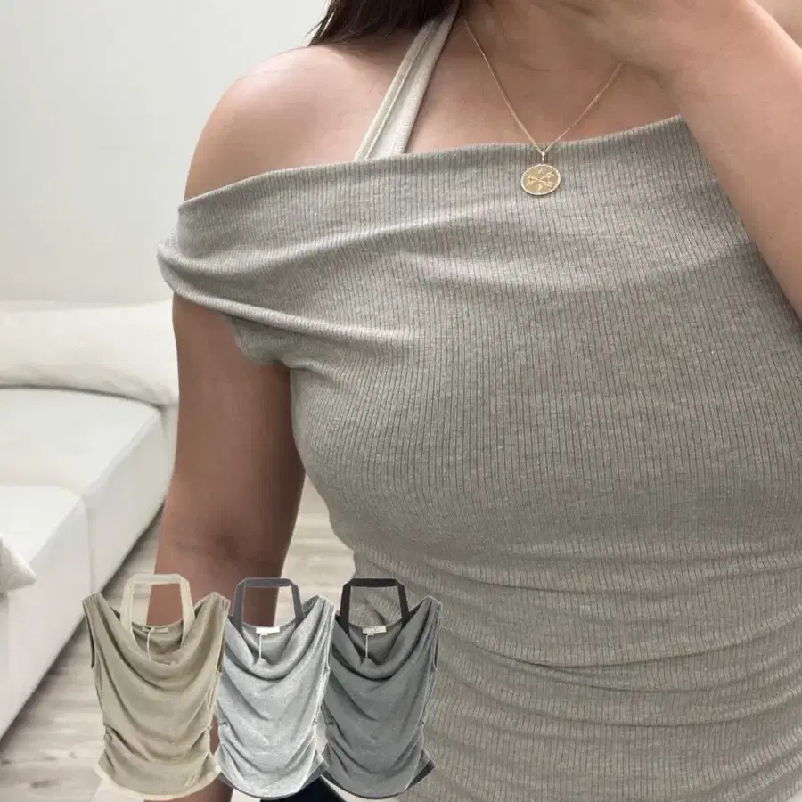 새상품)글림 홀터 더블 레이어드티