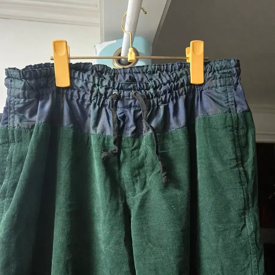 일본 Kolor Beacon 그린 코듀로이 바지 Size 3