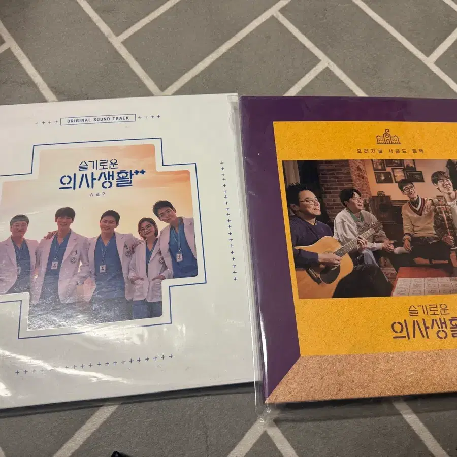 슬기로운 의사생활 시즌 1 + 시즌 2 OST LP 세트 일괄 판매합니다