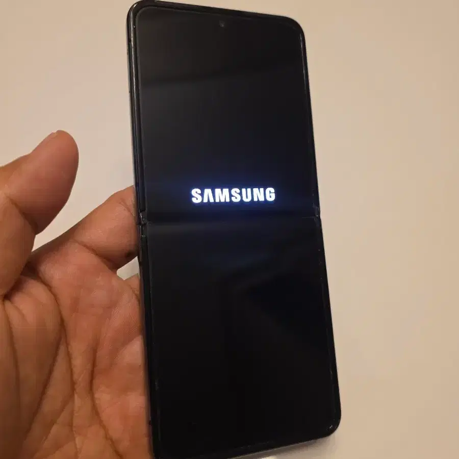 삼성 갤럭시 Z 플립4 블랙 256GB