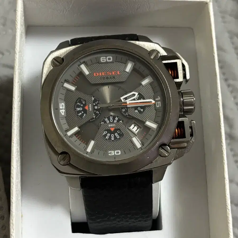 디젤 시계 DIESEL DZ7355