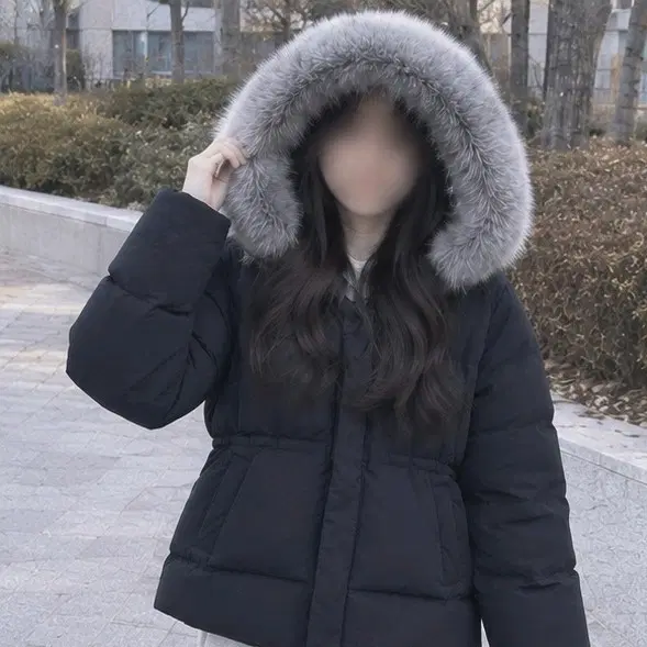 로엠 ROEM 덕다운 패딩 S사이즈 퍼 후드 블랙 오리털