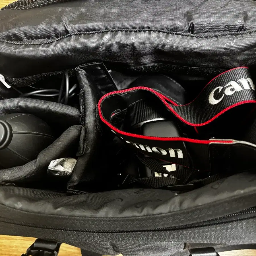 캐논 EOS 550D DSLR 카메라