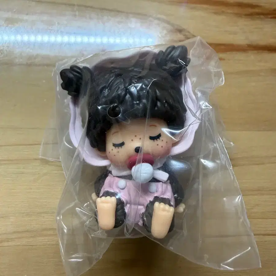 몬치치 어깨쿵 Fig. 베이비치치