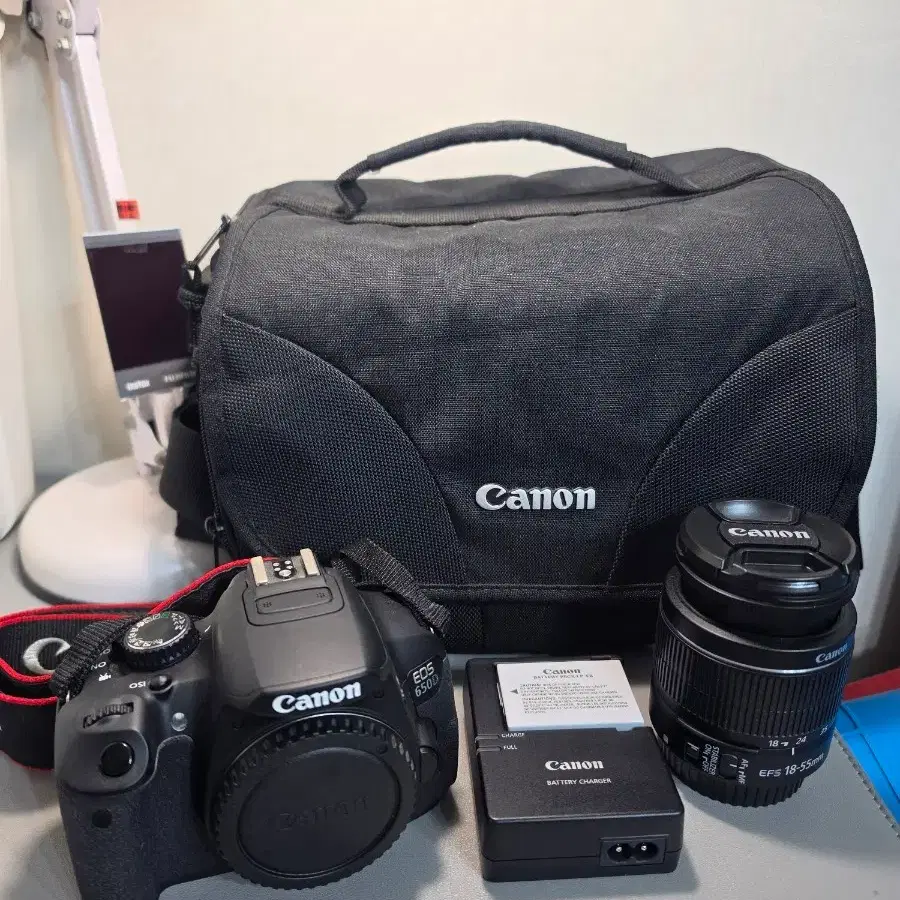 캐논 EOS 650D 18-55 표준줌 DSLR 카메라