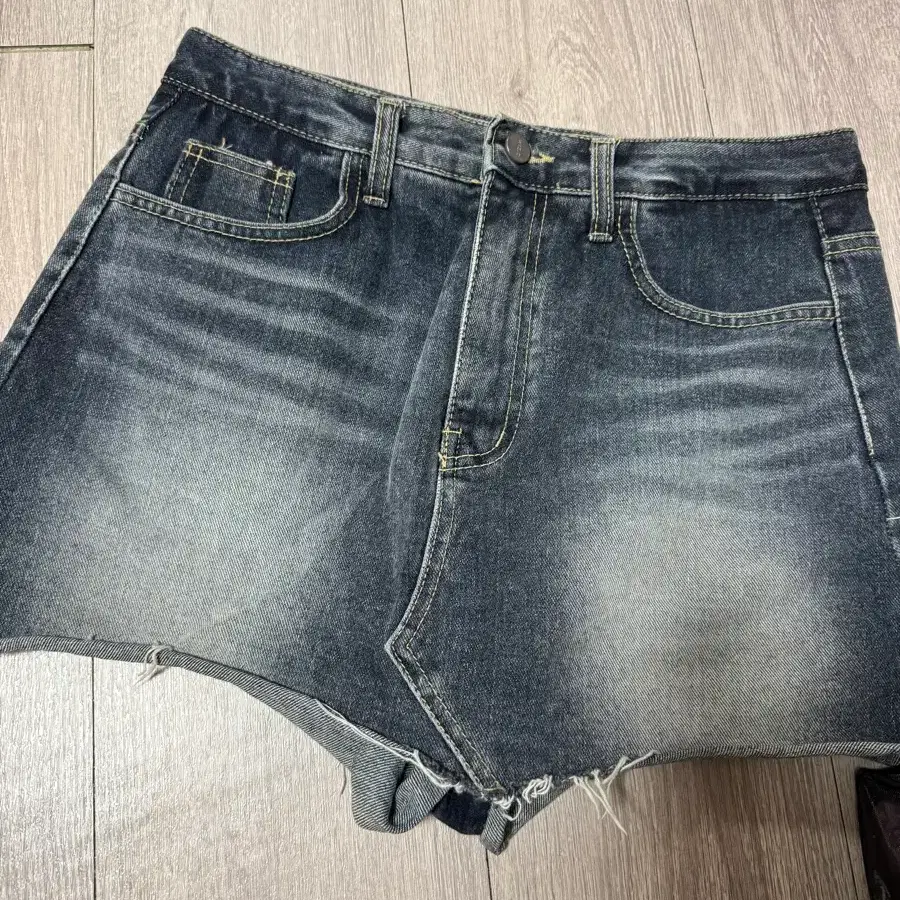 에이블리 치마 교신 및 판매