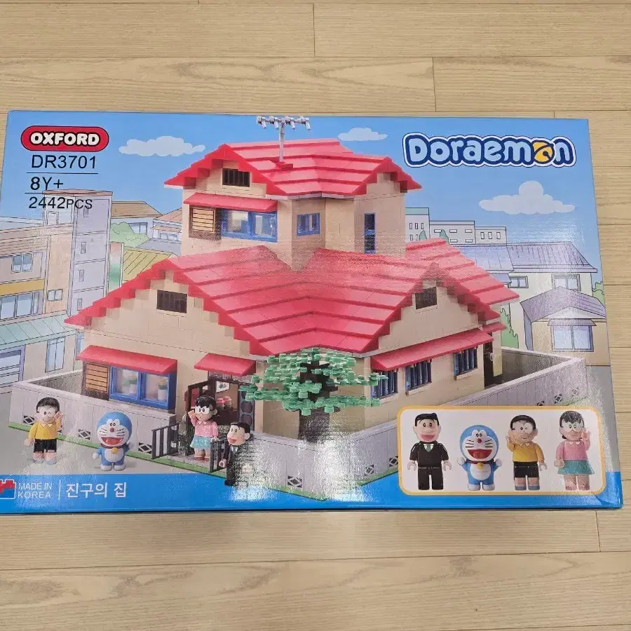 옥스포드 도라에몽 진구의집 미개봉 판매합니다.