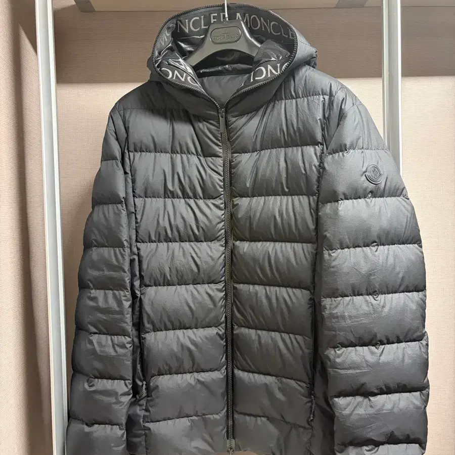 몽클레르 하다르 경량 패딩 3 (몽클레어 경량 패딩)