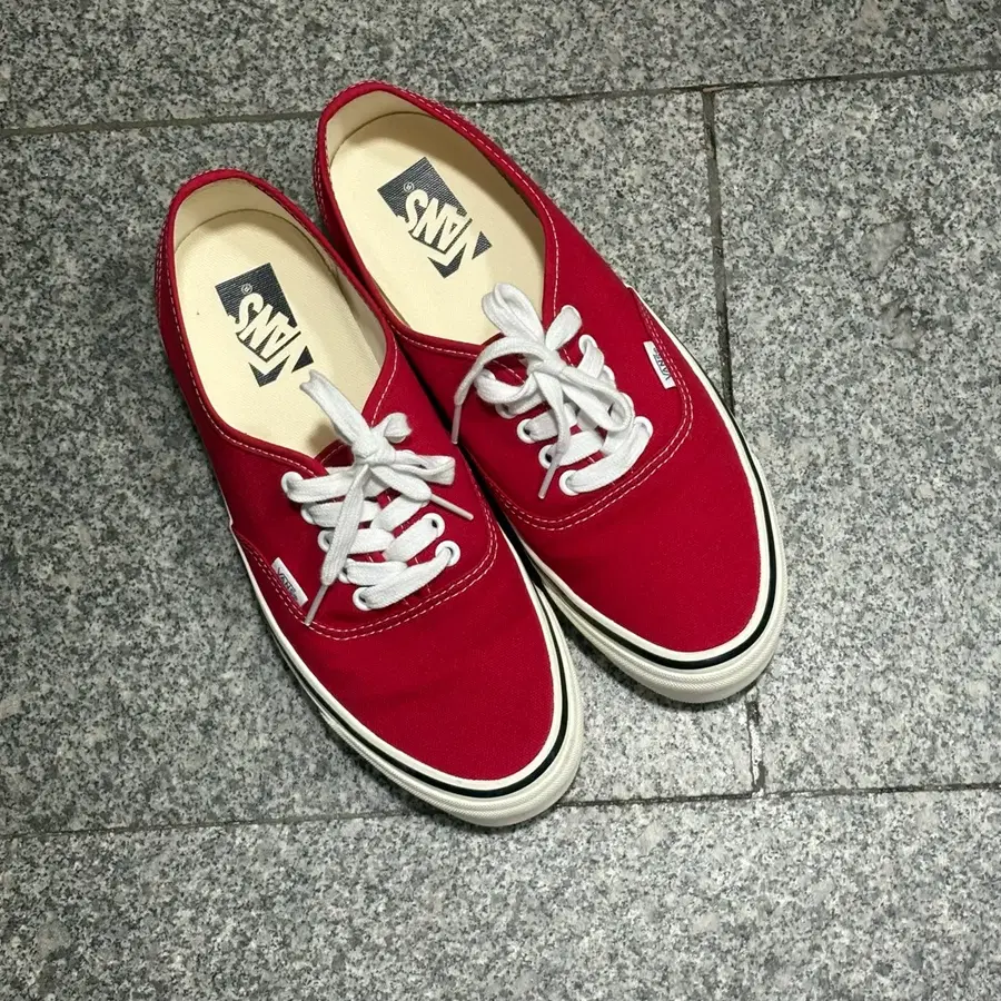 반스44dx 레드 270