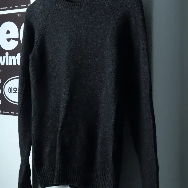 (M-L) 유니클로 니트 차콜 울 놈코어-H41377