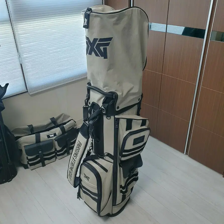 PXG L&L 스탠드백 골프백