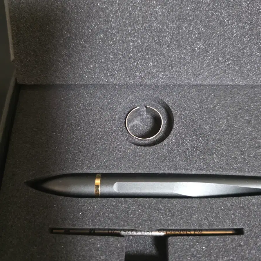 HOVERPEN 2.0 INTERSTELLAR EDITION 18K & ALUMINUN PEN CASE