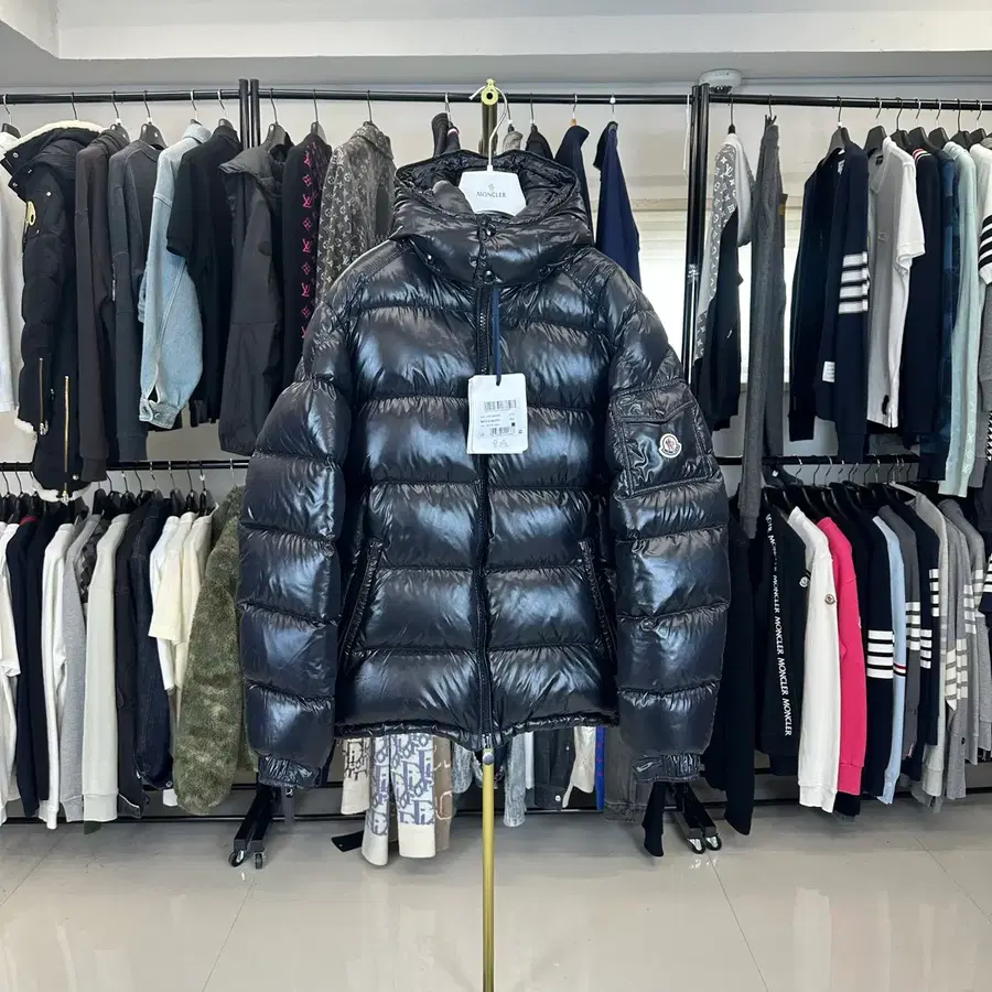 (백화점판)(22FW)(5) 몽클레어 마야 패딩 블랙