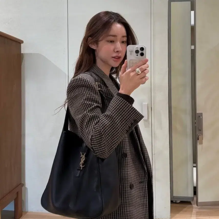 생로랑 새상품) le 5 a 7 서플백 라지 사진 3