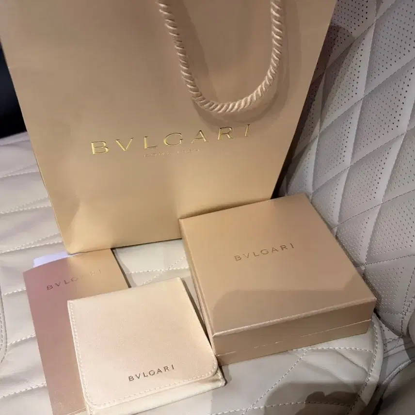 불가리 세르펜티 바이퍼 네크리스 다이아 사진 2