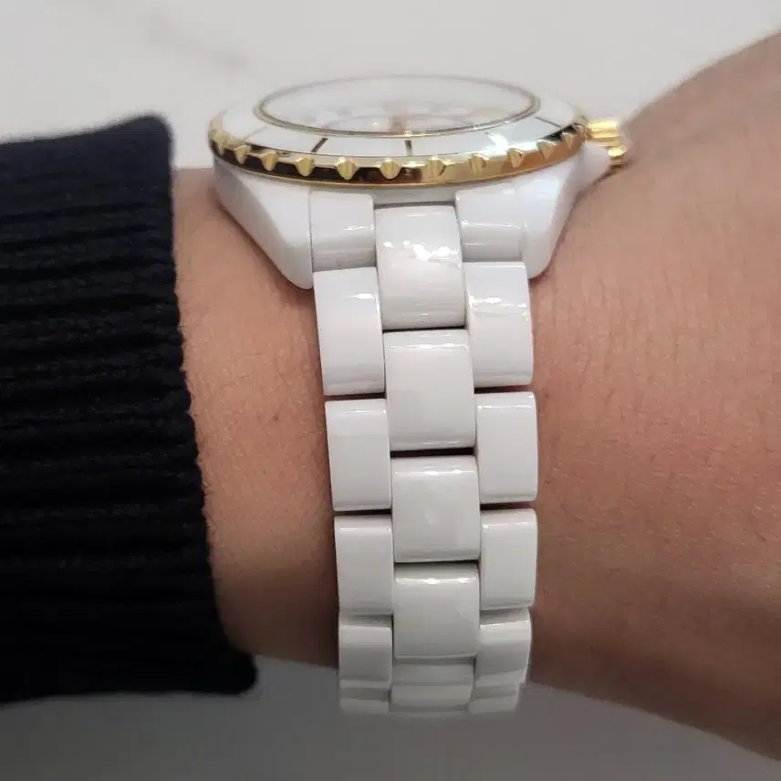 샤넬 j12 팬텀 18k 골드38mm 남성 쿼츠 시계 2핸즈 화이트 세라믹 남자 팔찌 사진 2