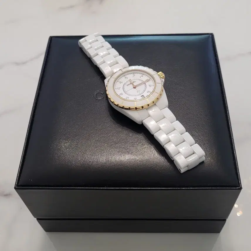 샤넬 j12 팬텀 18k 골드38mm 남성 쿼츠 시계 2핸즈 화이트 세라믹 남자 팔찌 사진 6