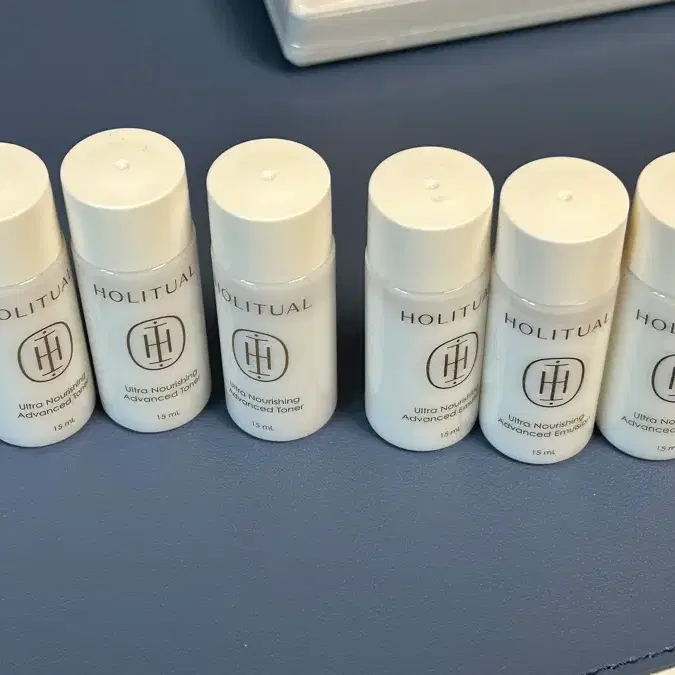 홀리추얼 울트라 너리싱 어드밴스드 토너 / 에멀전 일괄 120ml