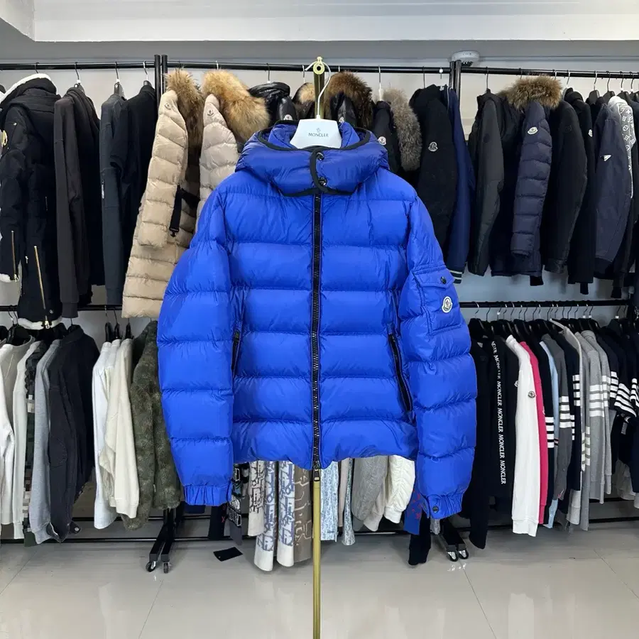 (2) 몽클레어 히말라야 패딩 블루