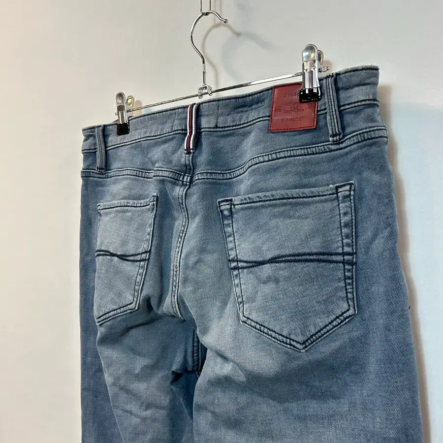 헨리코튼 워싱 데님 30-31인치