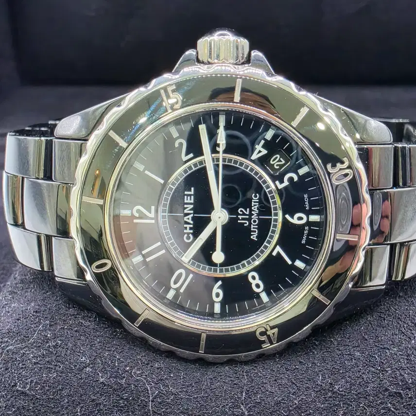샤넬 특가 CHANEL J12 38mm 블랙 세라믹 상태굿 사진 3