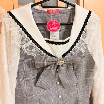 택 포함 새상품 마즈 이나나짱 콜라보 체크 블라우스 레이스 소매 리본 포함