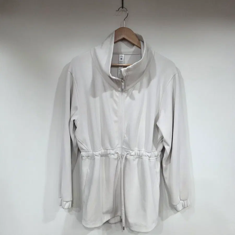 룰루레몬(lululemon) Softstreme(소프트스트림) 신치 웨이스트 풀집 재킷