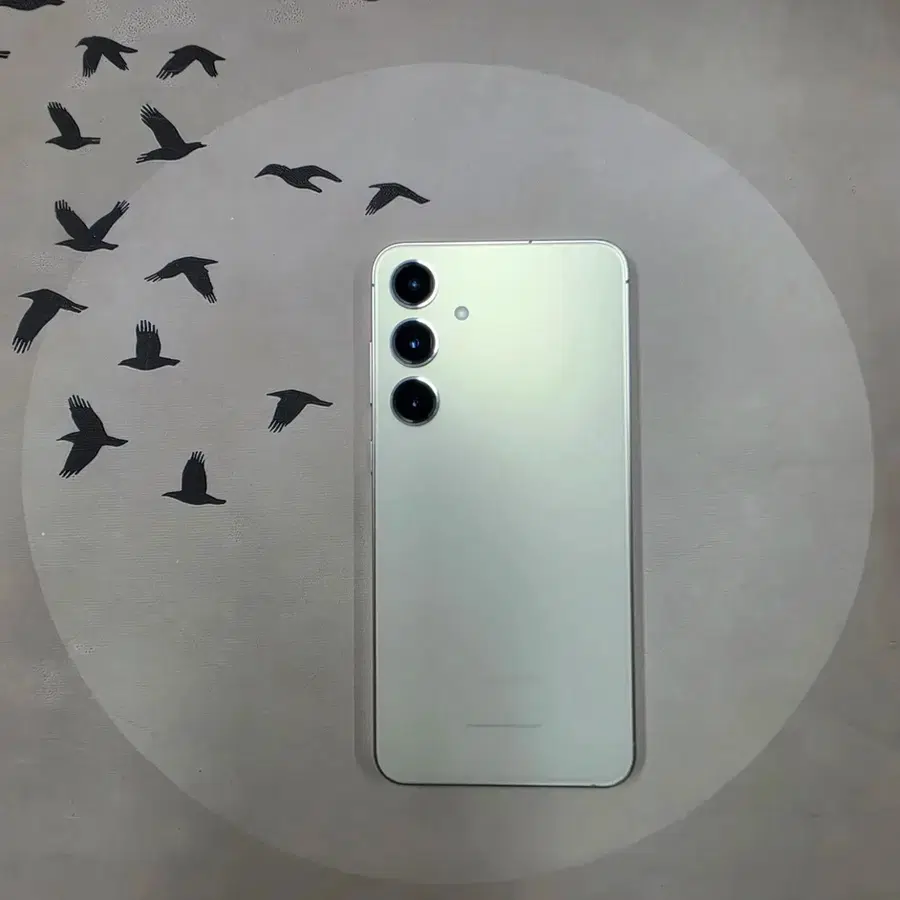 갤럭시 s24플러스 크림 256GB 외관 상태 최상