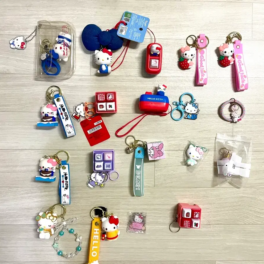 hello kitty헬로키티 뽑기열쇠가방고리가챠피규어키링 일괄