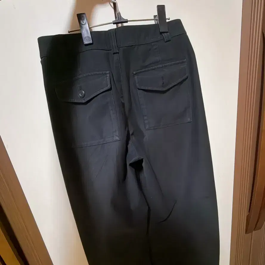 유니클로 저지배럴레그팬츠