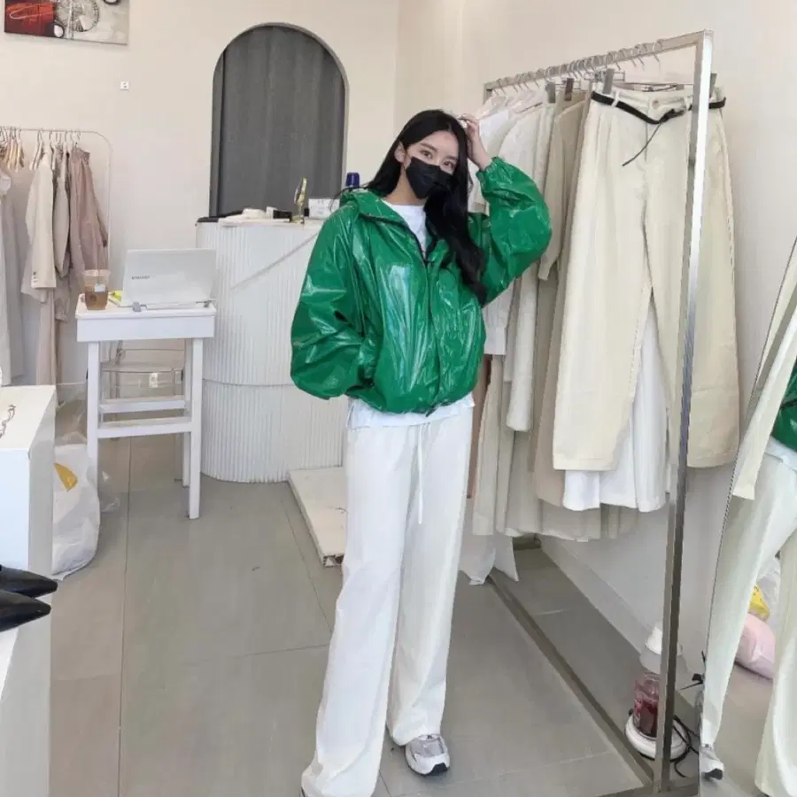 유광후드집업 그린색상