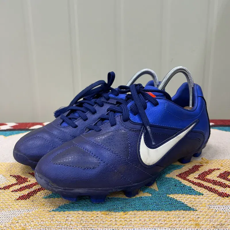 나이키 CTR360 리브레토 FG 축구화 230 F00085