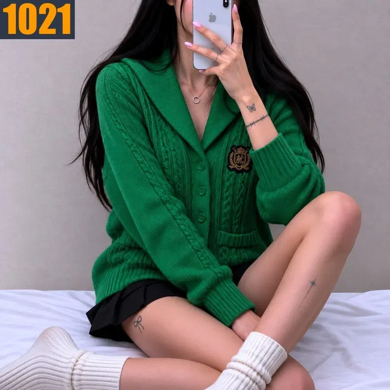 85 HAZZYS 헤지스 에메랄드그린 케이블 꽈배기 엠블럼 자수 숄카라 니트 가디건 XS