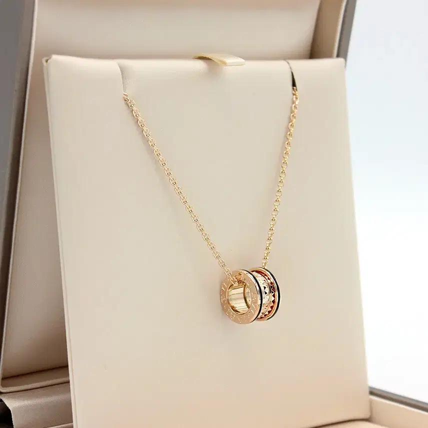불가리 중고명품 비제로원 락 18K 로즈골드 목걸이 358054 다올동래점 사진 3