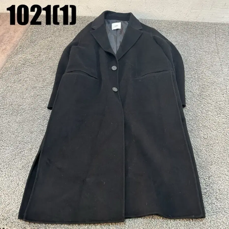 리스트 여성 코트