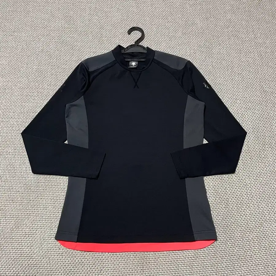 XL 데상트 남성 DUALIS 긴팔티 B1103
