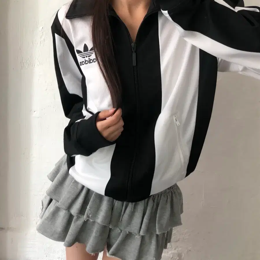 Adidas 아디다스 블랙 화이트 블록 스트라이프 트리코 베켄바우어 트랙탑