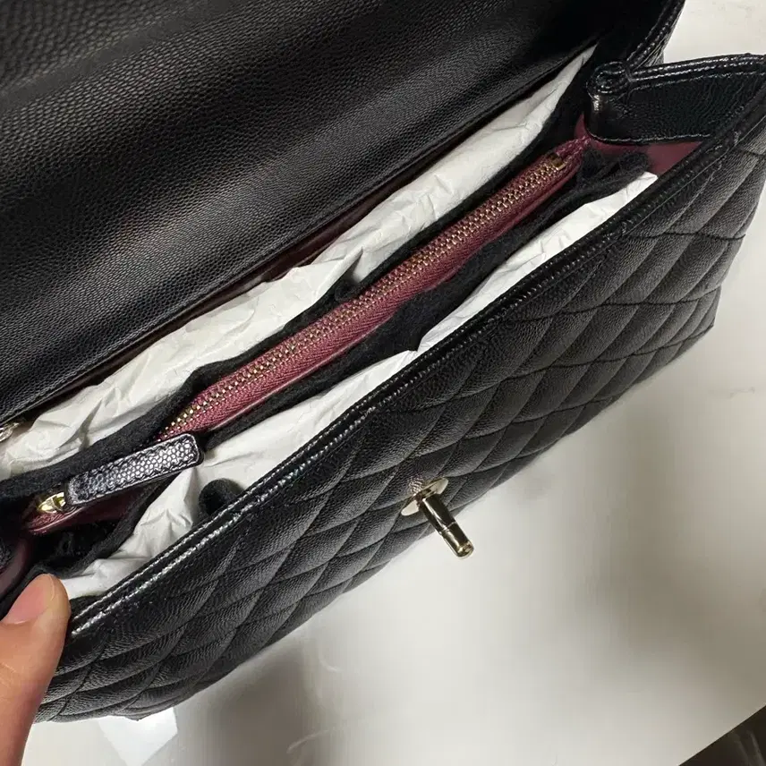 샤넬 코코핸들 블랙 구스몰 새상품 사진 4