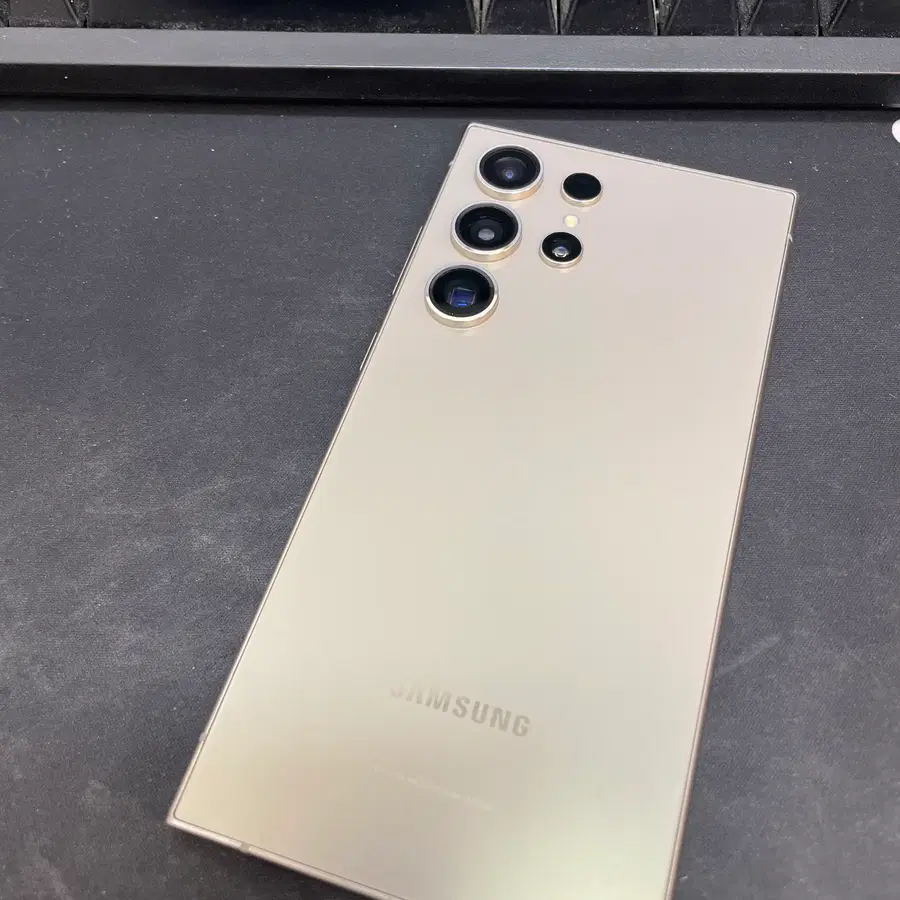 갤럭시S24울트라 그레이 256GB 무잔상 상태좋은 중고74만3천팝니다