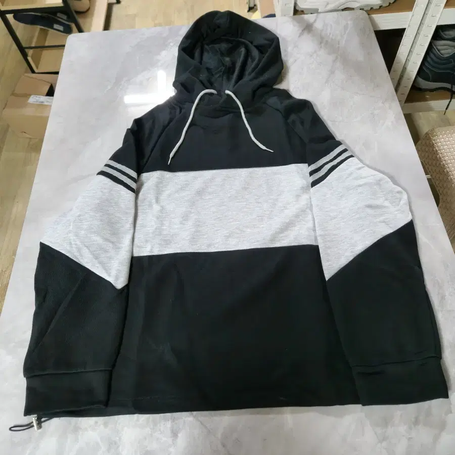 (1) [새상품] 검정 그레이 후드티 3XL