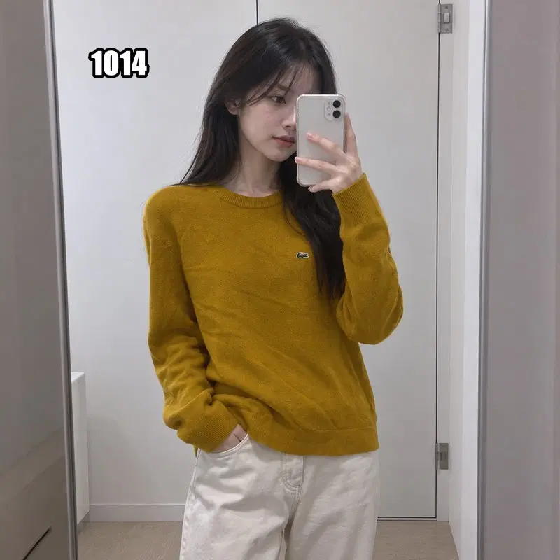 M 라코스테 머스타드 스몰 로고 라운드 니트