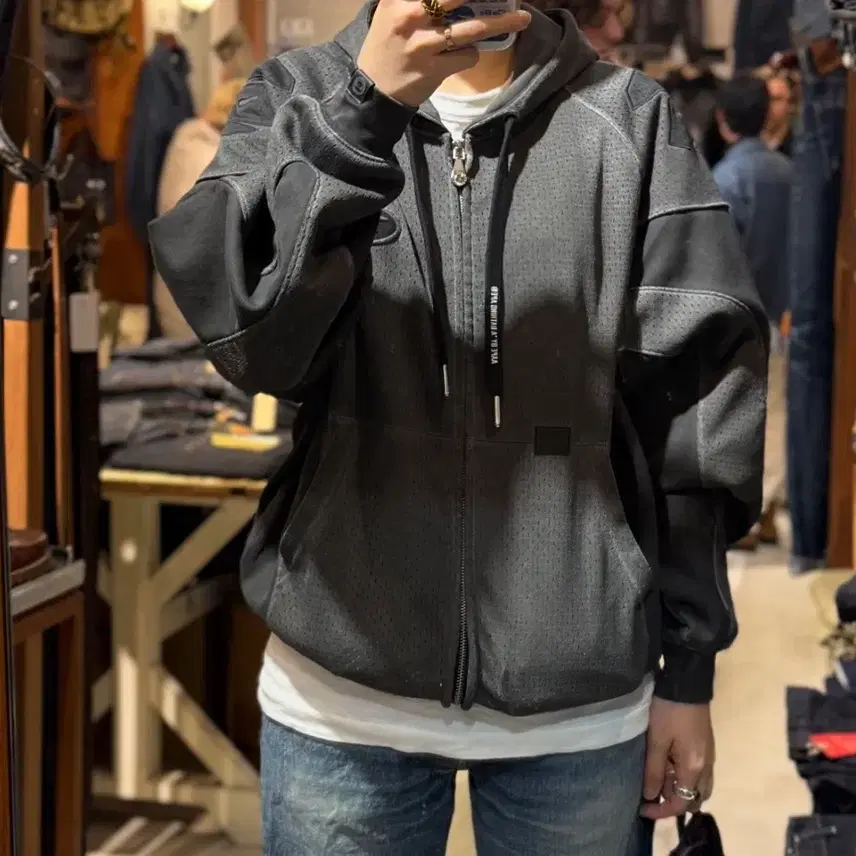 Aape エイプムーンフェイスウィッシュドフード集業チャコール
